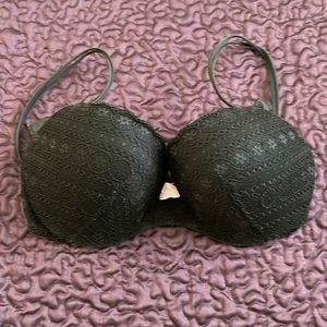 Black Victoria Secret bra